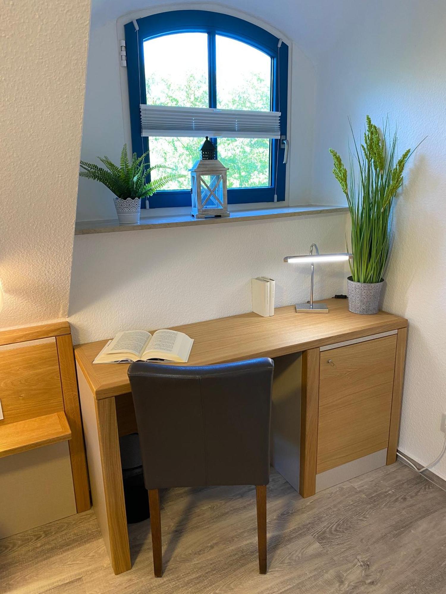 Familienfreundliches Reetdachhaus Weissdorn 2 Villa Puddemin Екстериор снимка
